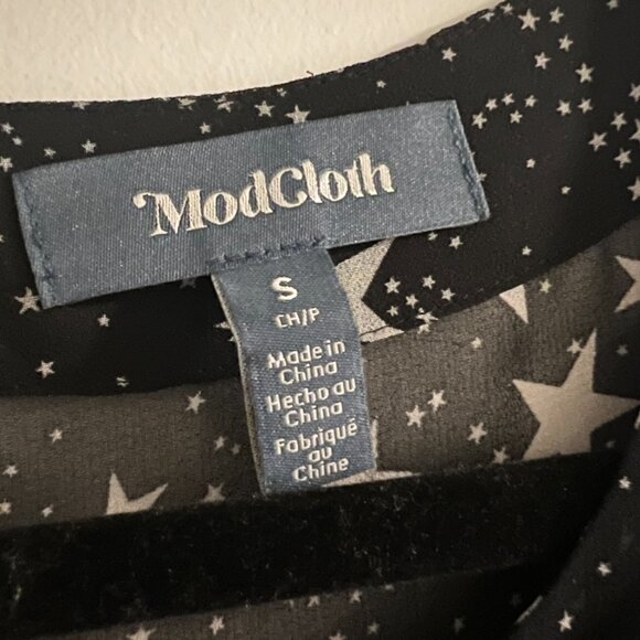 Sheer Stars Black & White Button Down Top - Picture 5 of 5